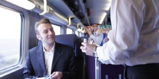 La SNCF présente ses agents dans une campagne publicitaire