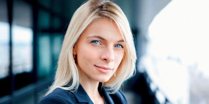 Élection directeur(trice) Client 2018: Maud Bailly, chief digital officer d'AccorHotels