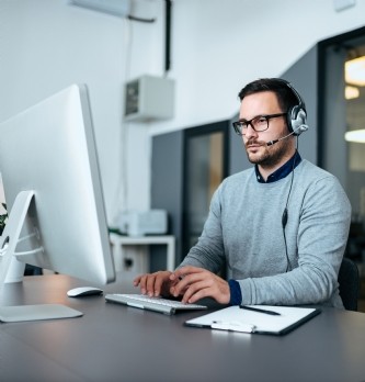 Veille & Tribune : Les services clients seront-ils prêts pour les fêtes de fin d'année ?