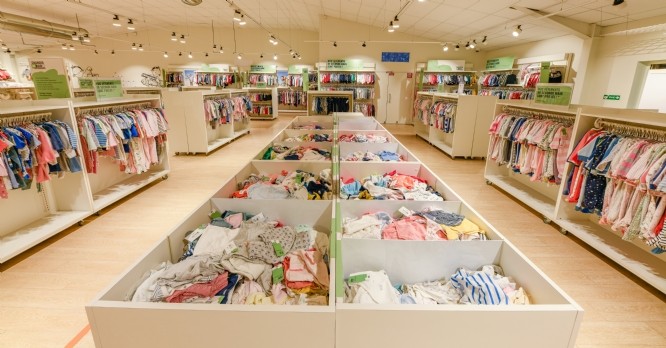 Petit Bateau inaugure sa première boutique dédiée à la seconde main