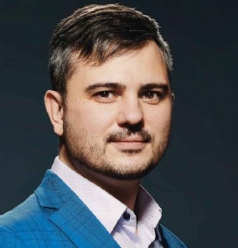 <span class="highlight">Julien</span> <span class="highlight">Rio</span> (RingCentral), "les attentes des clients évoluent plus rapidement que les avancées dans les entreprises"