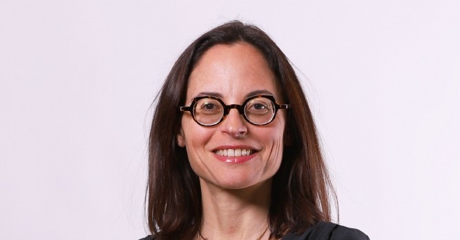 Karine Moral (directrice marketing du Parc Astérix) : « Notre réussite est clairement liée à l'accueil humain qu'on réserve aux visiteurs »