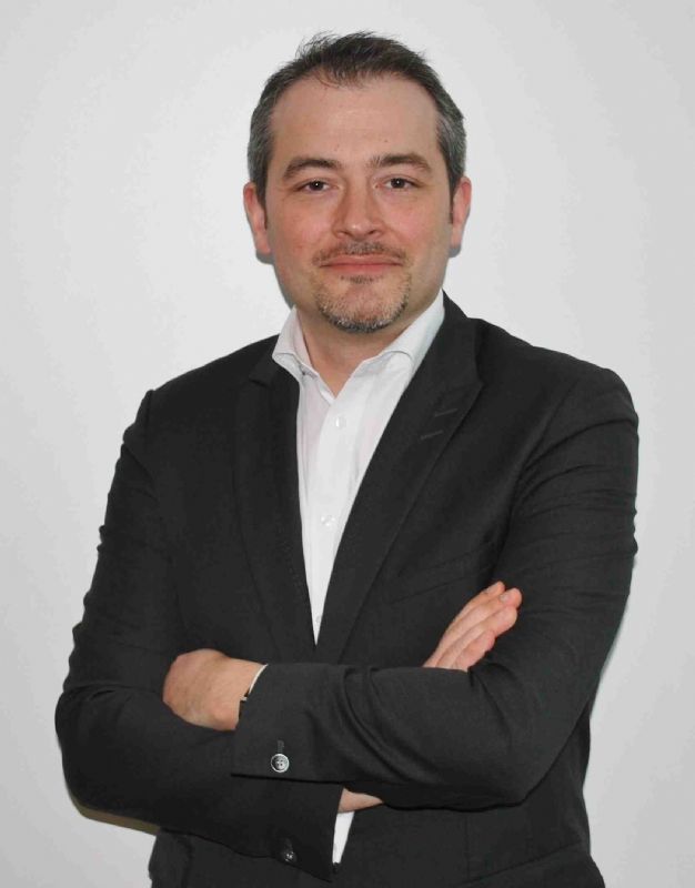 Éric Frances est nommé directeur commercial France, Europe du Sud et Benelux d'eGain